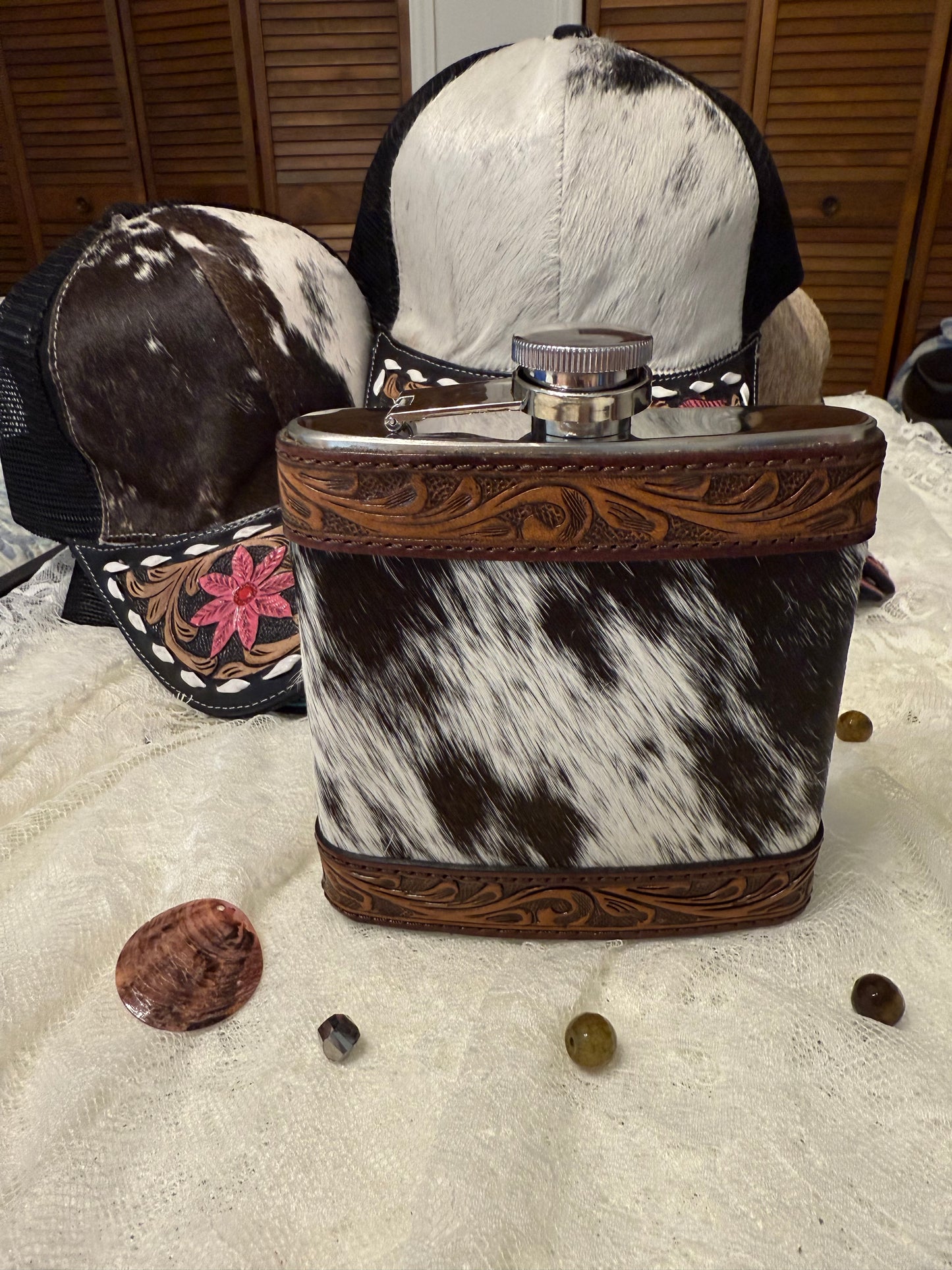 Cowhide Flask, 16 oz.